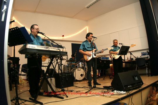2011021204.jpg 2011021204.jpg